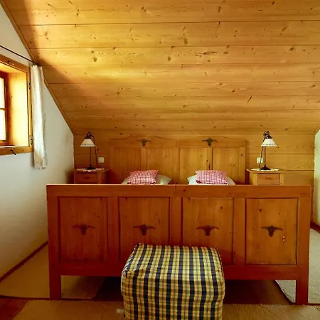 Alojamento de Turismo Rural Ponzaunerhof *